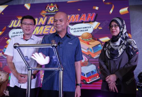 DATUK ARMIZAN MOH ALI