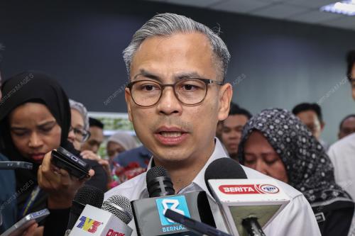 JB18_20042027_FAHMI_RON95