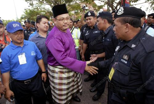 JB18_22012011_CALON-_BN