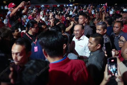 DATUK SERI ANWAR IBRAHIM