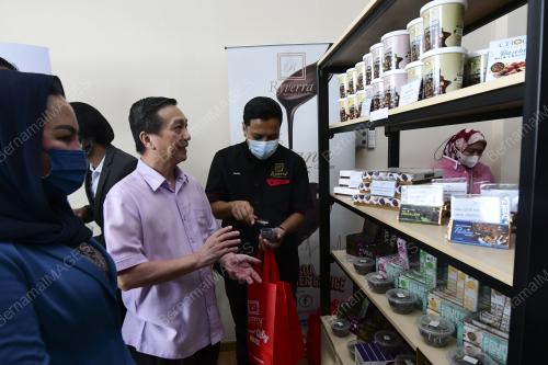 DATUK SERI DR WEE JECK SENG