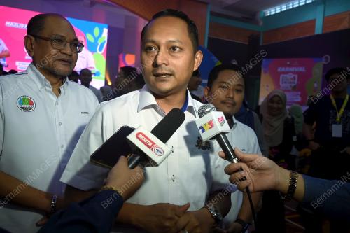AZNAN TAMIN
