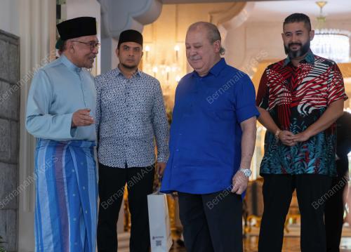 SULTAN IBRAHIM ALMARHUM SULTAN ISKANDAR