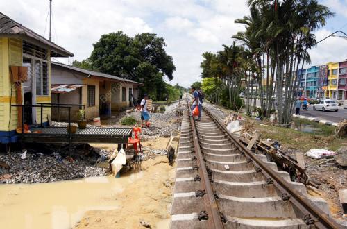 JB19_01022011_BANJIR