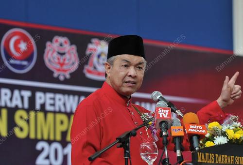 JB19_01102016_UMNO_SIMPANG_RENGGAM