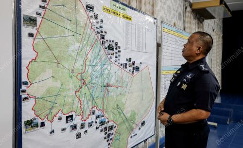 DATUK KAMARUL ZAMAN MAMAT