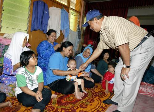 JB19_04022011_BANJIR