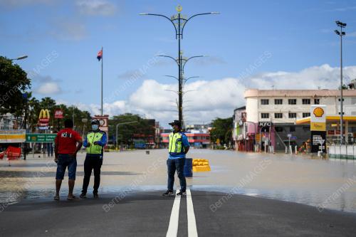 TINJAU BANJIR KOTA TINGGI