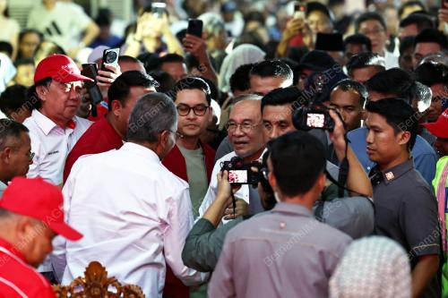 DATUK SERI ANWAR IBRAHIM