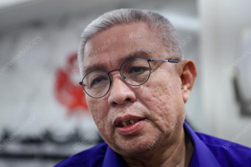 DATUK SERI DR ADHAM BABA