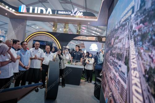 KLIEN PERASMIAN KKS UDA VISTA