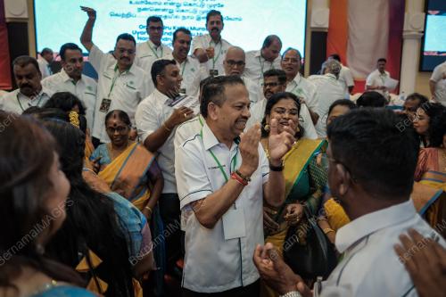TAN SRI DR SA VIGNESWARAN