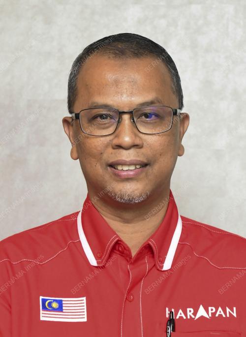 AHMAD DANIEL SHARUDIN