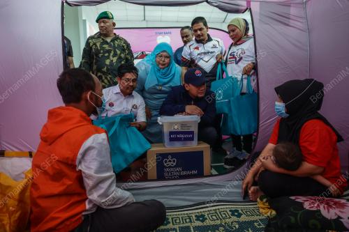 DATUK ONN HAFIZ GHAZI