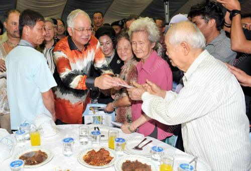 JB21_09032012_JAMUAN_1_M_SIA