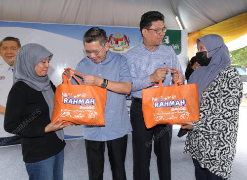DATUK SERI SALAHUDDIN AYUB
