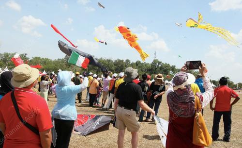 JB21_22022014_LAYANG-LAYANG
