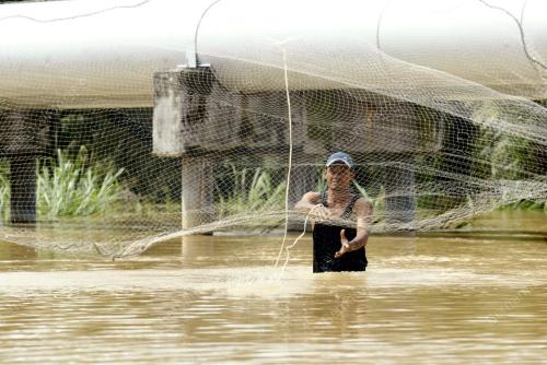 JB22_02022011_REZEKI_BANJIR