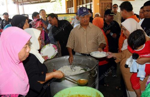JB22_04022011_BANJIR