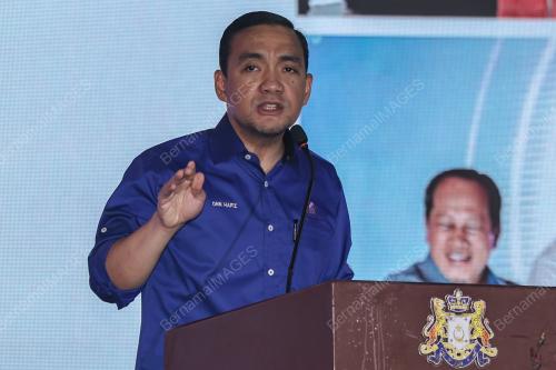 DATUK ONN HAFIZ GHAZI