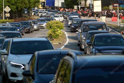 JB22_08052018_TINJAUAN_TRAFIK