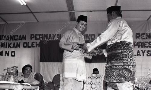 JB22_09012015_PM_MESYUARAT_UMNO