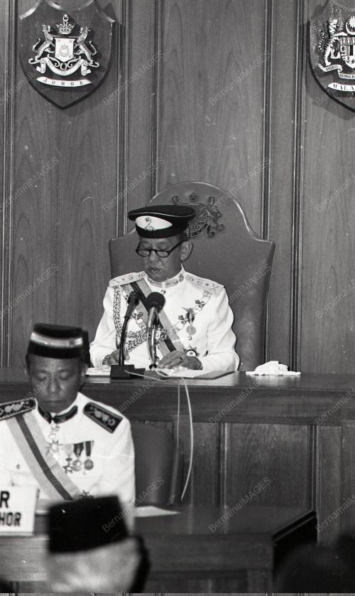 SULTAN ISKANDAR