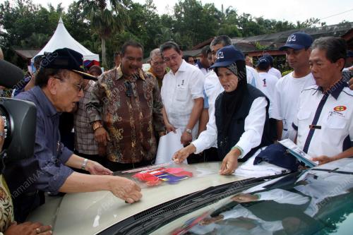 JB22_22012011_RAIS_YATIM