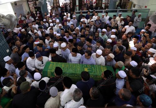 ALLAHYARHAM DATUK SERI SALAHUDDIN AYUB