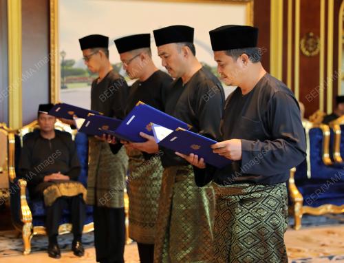 SULTAN JOHOR SULTAN IBRAHIM ALMARHUM SULTAN ISKANDAR