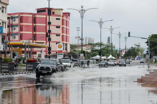 BANJIR SURUT DI KOTA TINGGI, JOHOR