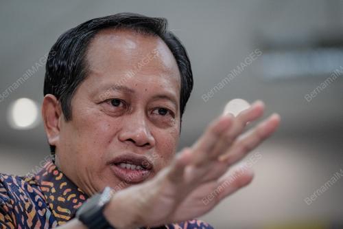 DATUK SERI AHMAD MASLAN