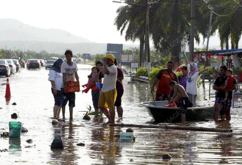 JB24_04022011_PAGOH_BANJIR