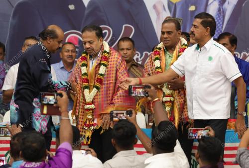 TAN SRI S A VIGNESWARAN