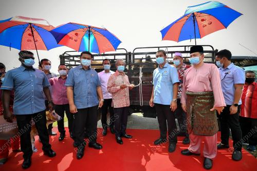 TAN SRI MUHYIDDIN YASSIN