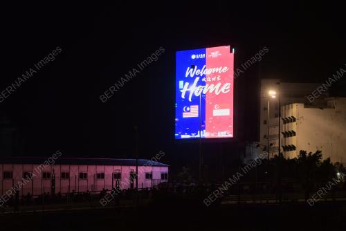 SEMPADAN NEGARA DI BUKA