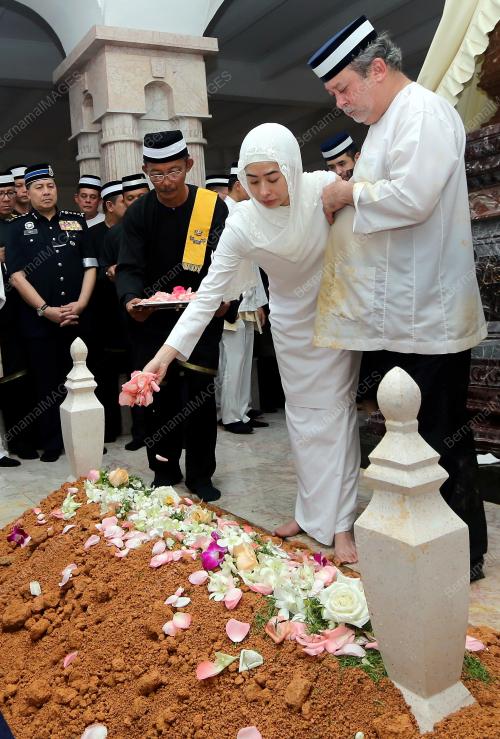 JB25_06122015_SULTAN_JOHOR