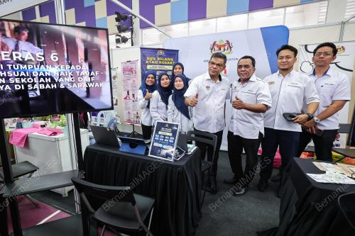 DATUK SERI SAIFUDDIN NASUTION ISMAIL