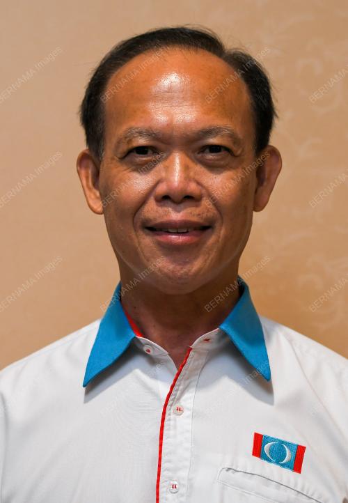 YOONG THAU
