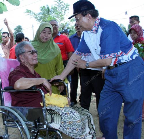 JB25_18012011_RAIS_YATIM