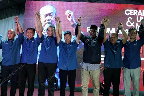 TAN SERI MUHYIDDIN YASSIN