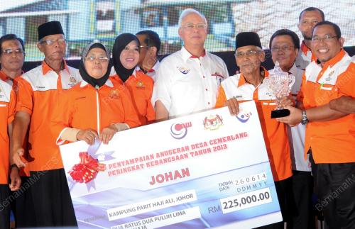 JB25_26062014_PM_JUARA_DESA