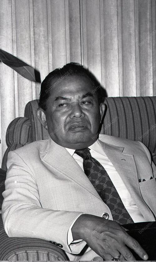 SULTAN ISKANDAR SHAH
