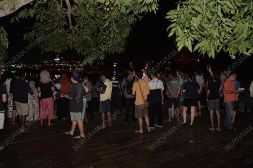 SEMPADAN NEGARA DI BUKA