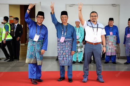 TAN SRI MUHYIDDIN YASSIN