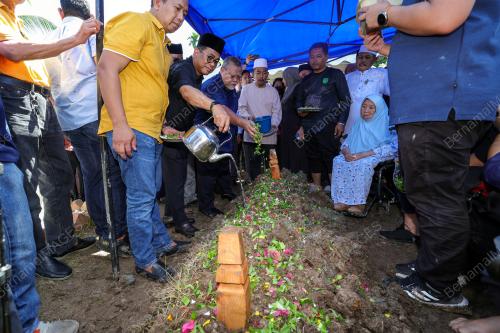 DATUK SERI MOHAMED KHALED NORDIN 