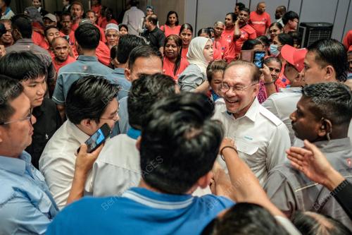 DATUK SERI ANWAR IBRAHIM