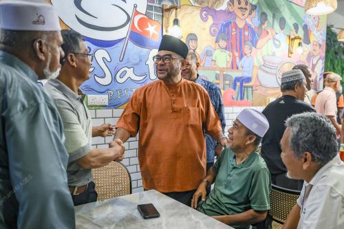DATUK SERI MUJAHID YUSOF RAWA
