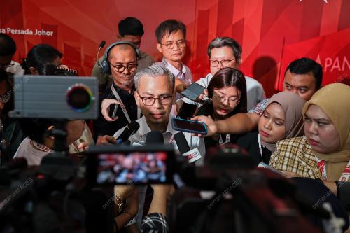 DATUK FAHMI FADZIL