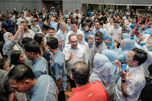 DATUK SERI ANWAR IBRAHIM